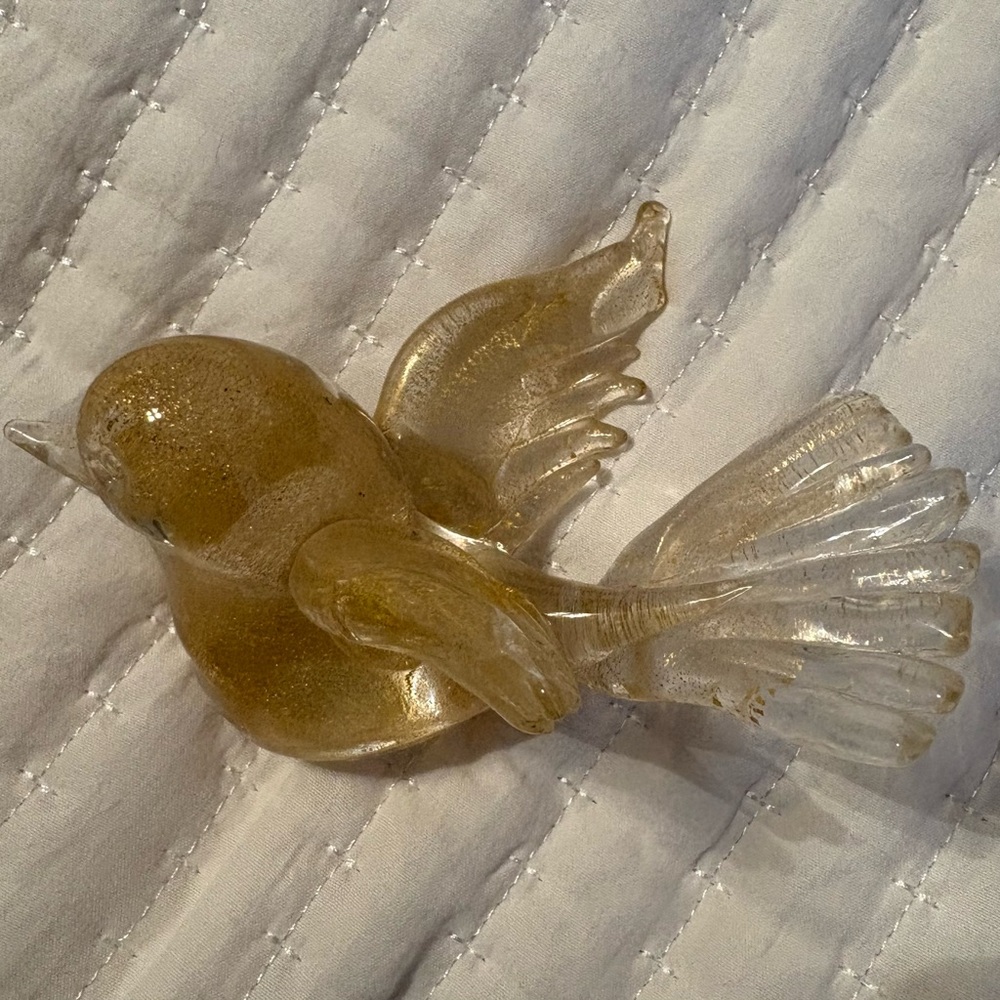 Murano Gold Fleck Glass Lovebird